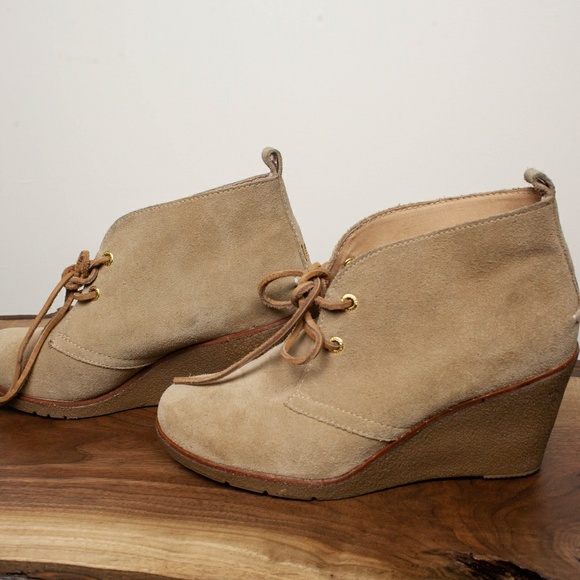 tan suede wedges